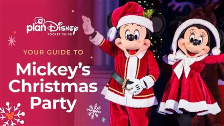 An Evening at Mickey’s Very Merry Christmas Party