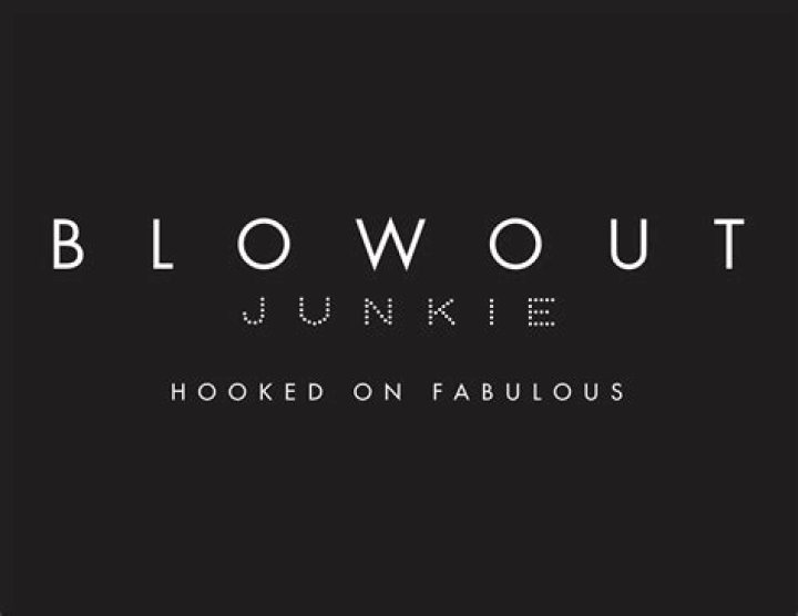 Blowout Junkie – Celeb Secrets