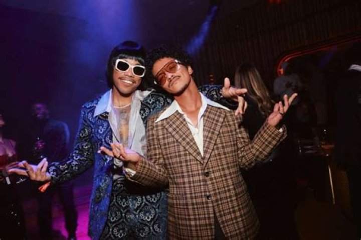 Bruno Mars Debuts The Pinky Ring With Party And Show At Bellagio Resort And Casino