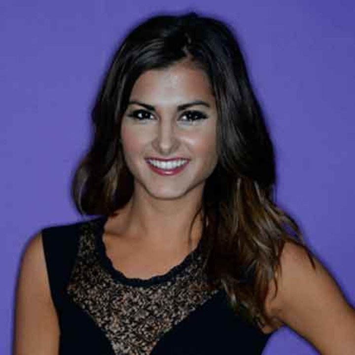 Daniel Cormier | Bio - net worth, salary, married, affair, UFC, career, nationality, age, title, division, wife, children, earnings, height, family