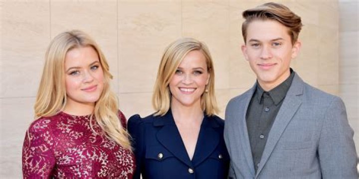Does Reese Witherspoon Have Kids?