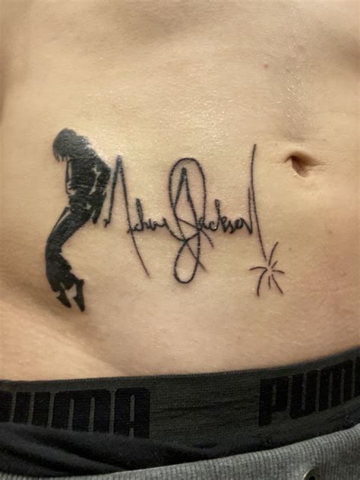 Does Shakira Have Any Tattoos?