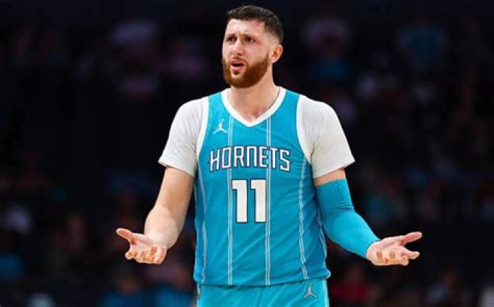 Jusuf Nurkic Bio-salary, net worth, married, girlfriend, affair, career, contract, stats, relationship, age, nationality
