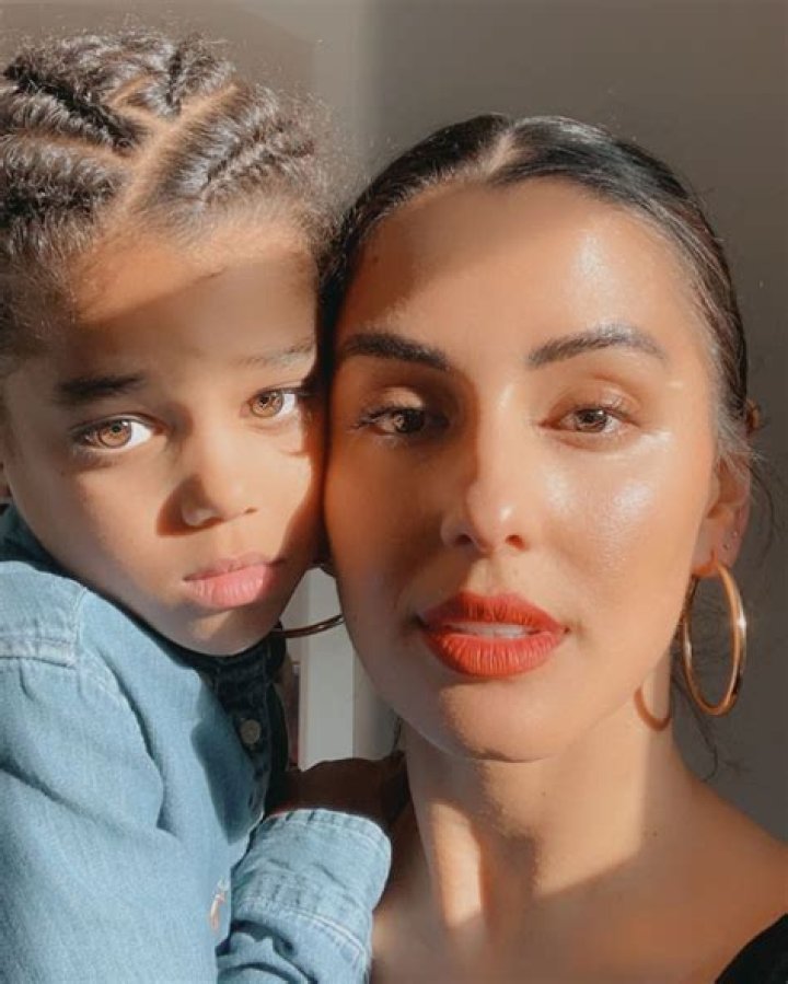 Khatira Rafiqzada wiki, bio, age, family, kids, net worth, facts.