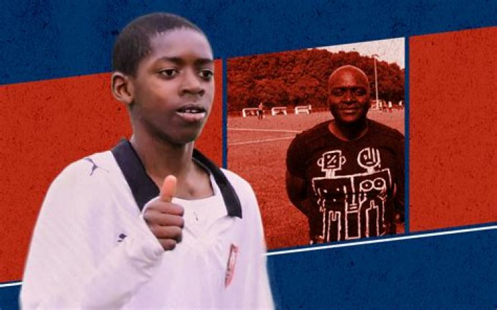 Moussa Dembele Enfance Story Plus Untold Biographie Faits