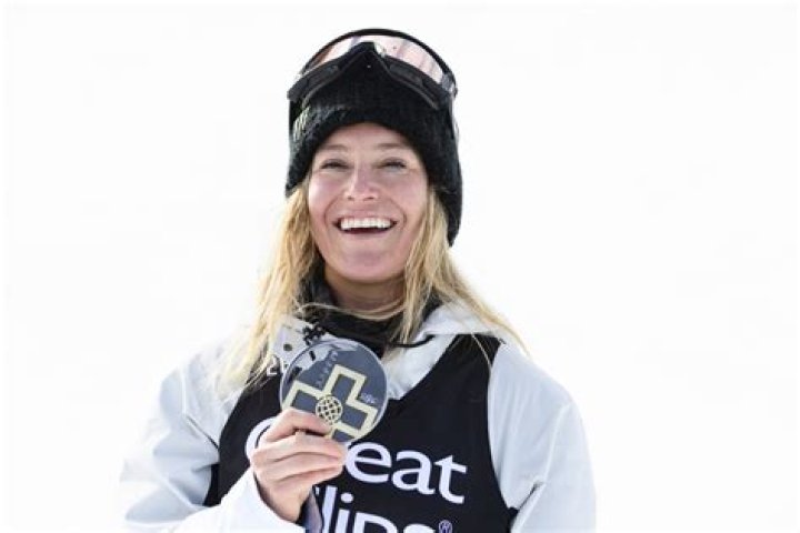 NCT’s Mark Crashes Instagram! – Celeb Secrets