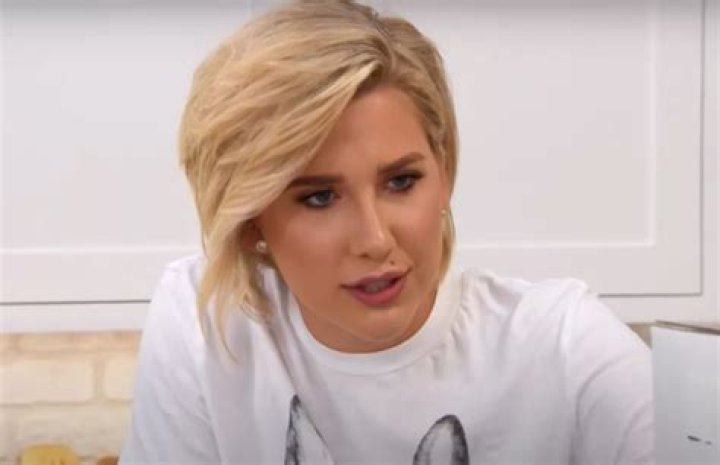 Savannah Chrisley Purchases Website For Todd & Julie, Why?