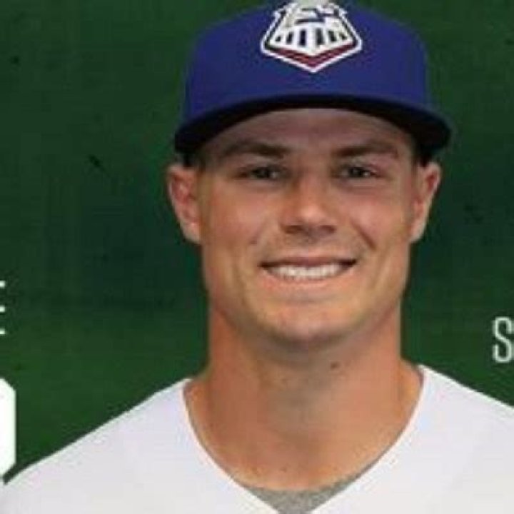 Scott Heineman Age, Wiki, Height, Parents, Stats, Contract, Salary, Net Worth, Girlfriend, Instagram