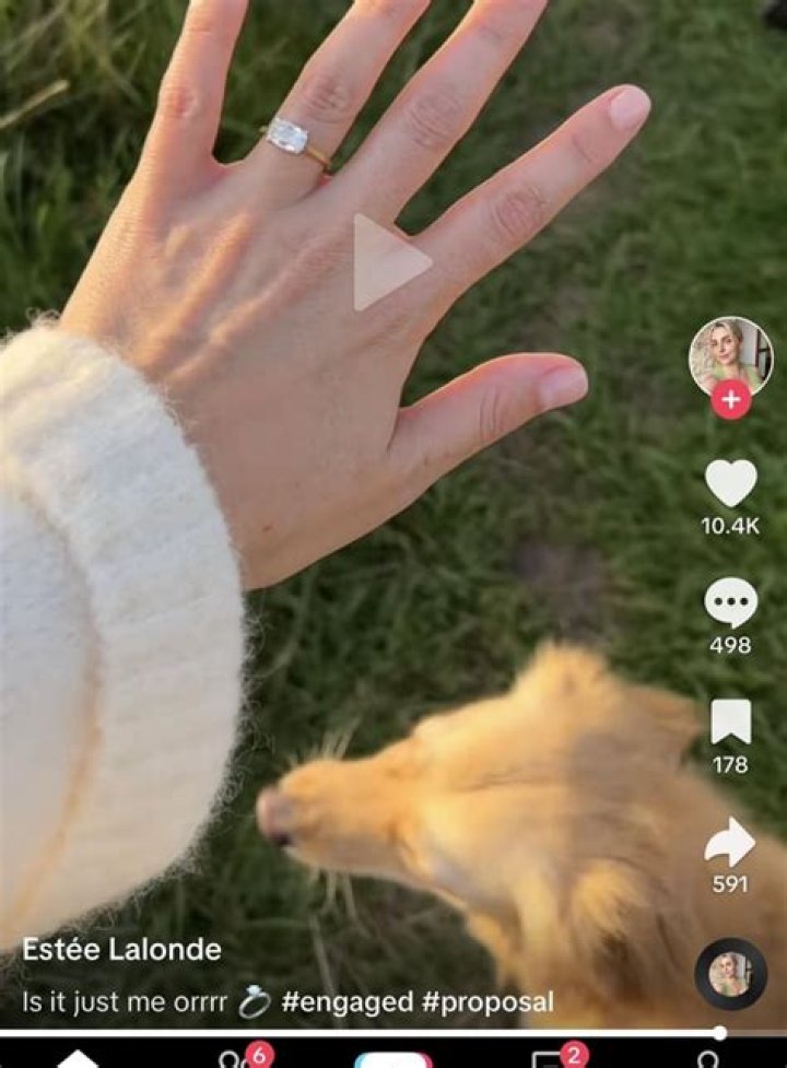 Similar Youtubers to Estée Lalonde