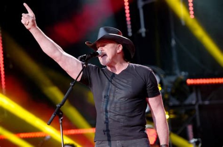 Tour News: Trace Adkins, Ministry, Carlos Santana, Yeah Yeah Yeahs, & Nickel Creek