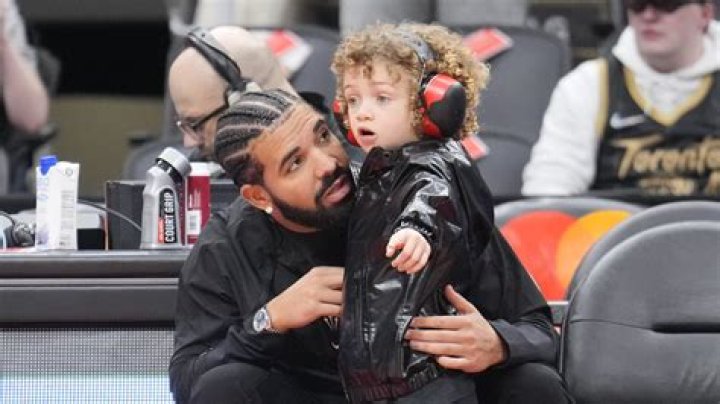 Where Did Drake Grow Up?