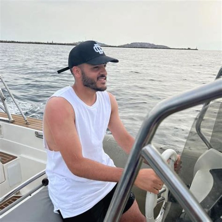 Who is Wajdi Kechrida? His net worth, salary, physics, and relationship status.